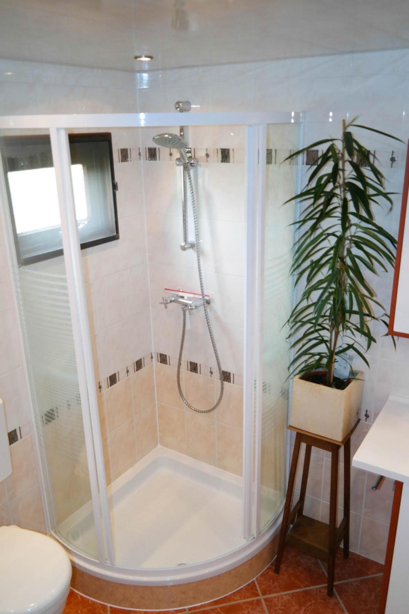 Bijzonder Chalet An Der Marina Met Sauna Anjum Esterno foto